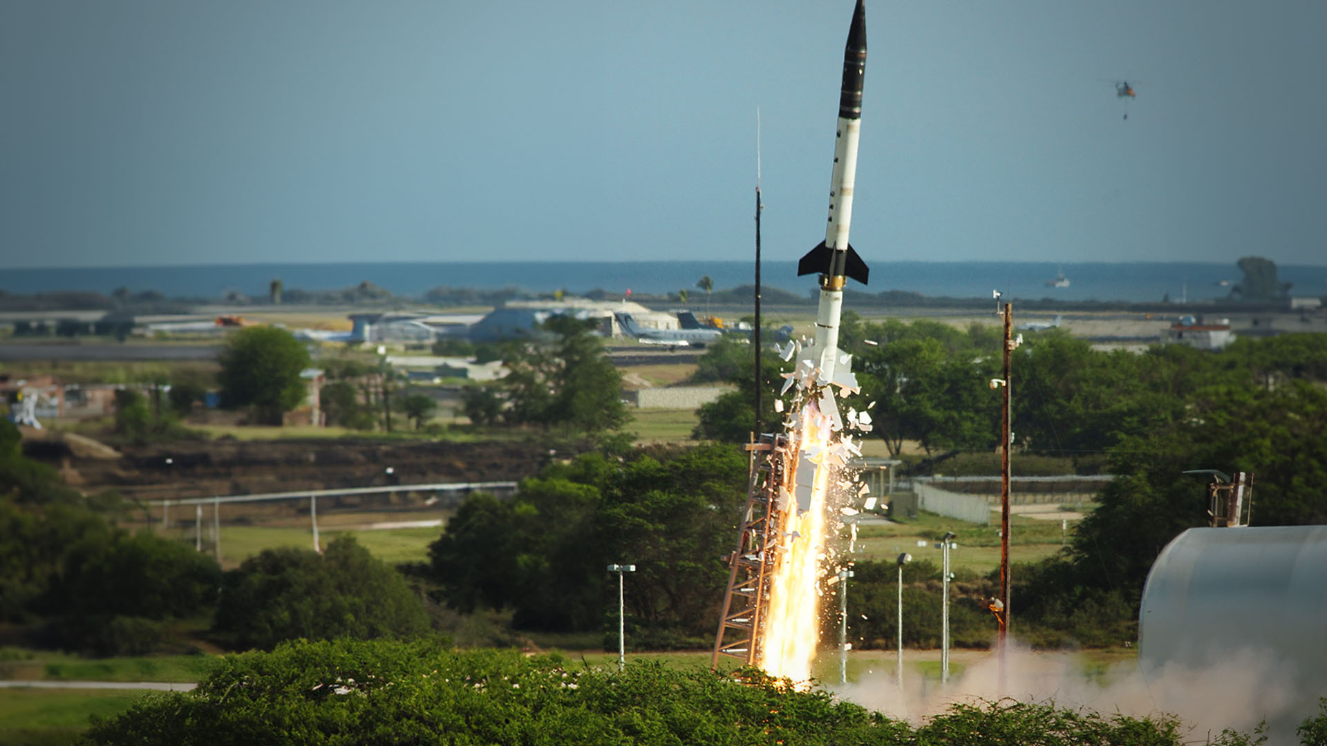 Representative LSOV Launch Vehicle from Pacific Missile Range Facility (PMRF), Kauai, Hawaii. Credit: PMRF